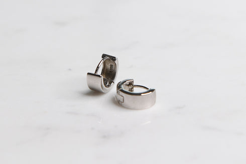 HALO 925 Sterling Silver Hoop Huggies